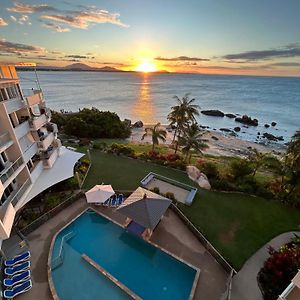 Two-Bedroom Ocean View Apartment